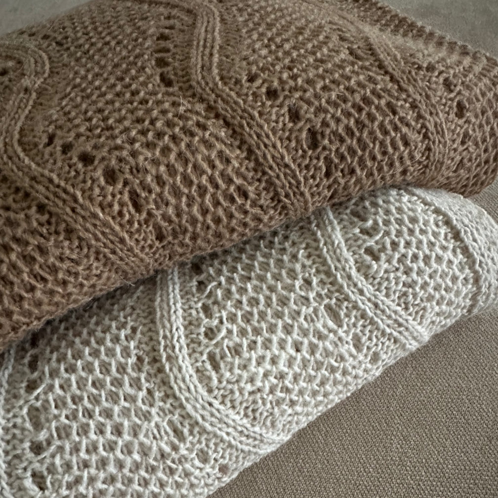 Large knitted scarf