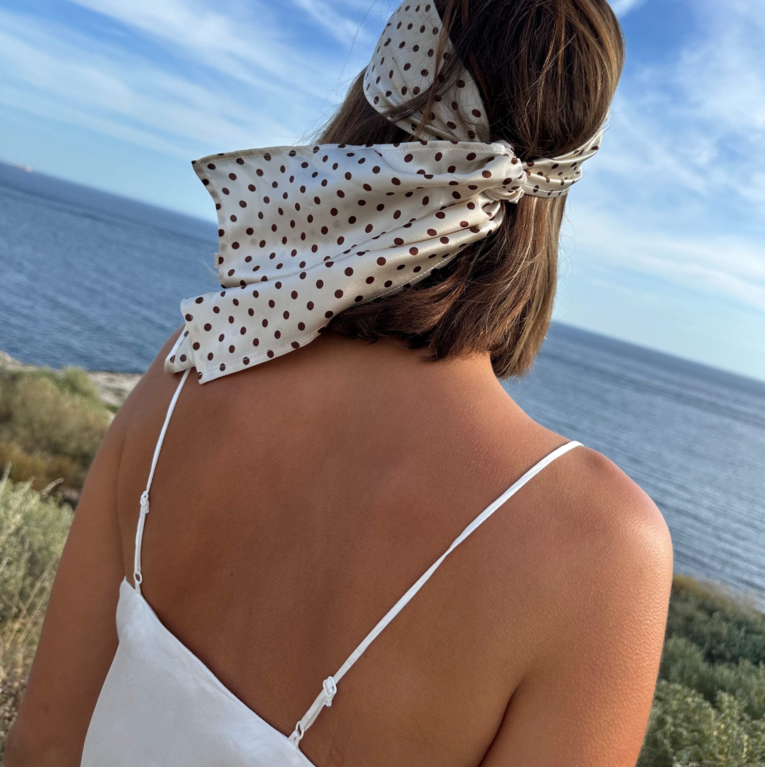 Robe longue en soie à bretelles